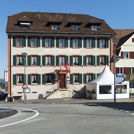 Hotel-Restaurant Weisses Kreuz Breitenbach Экстерьер фото