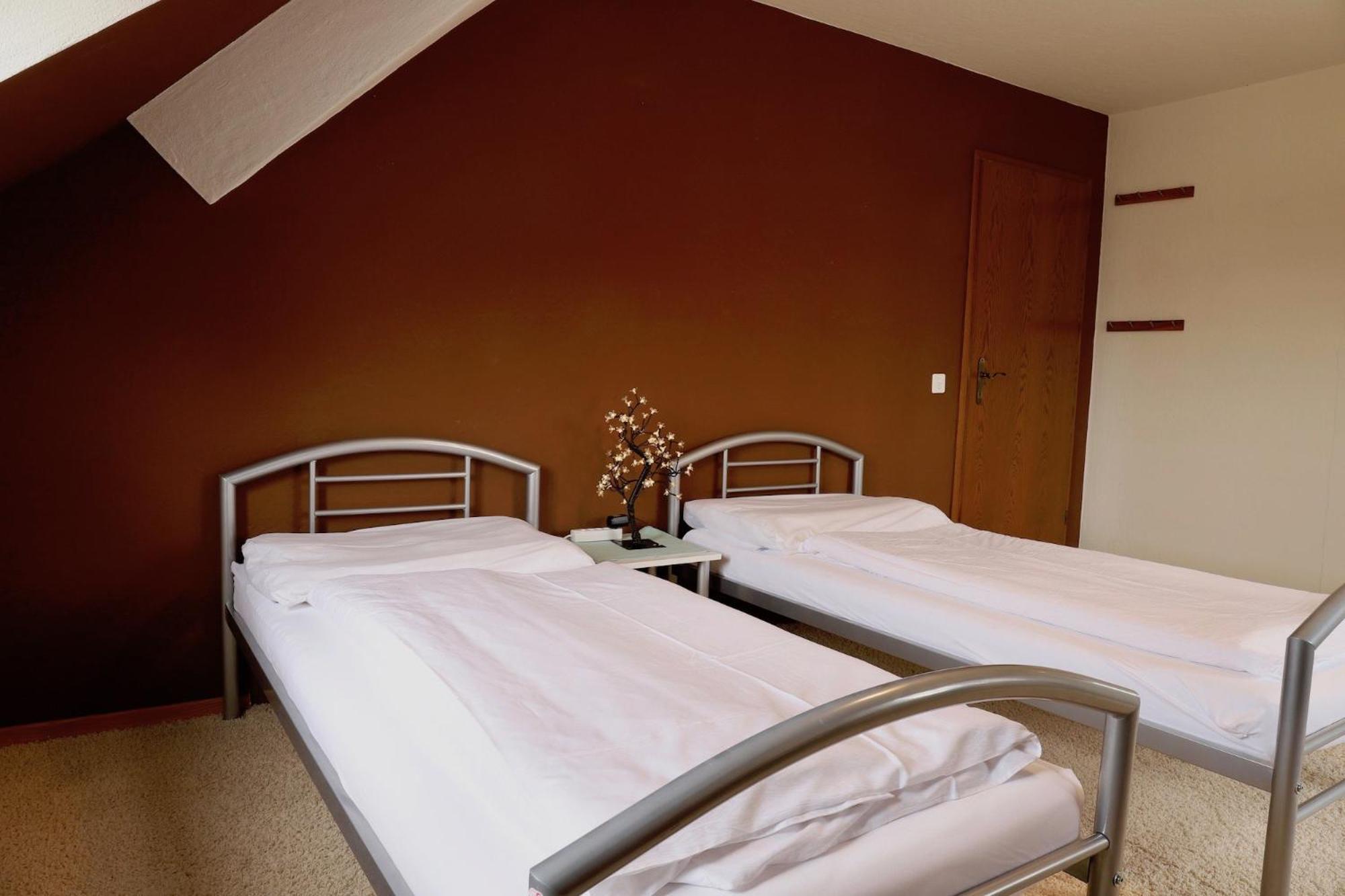 Hotel-Restaurant Weisses Kreuz Breitenbach Экстерьер фото