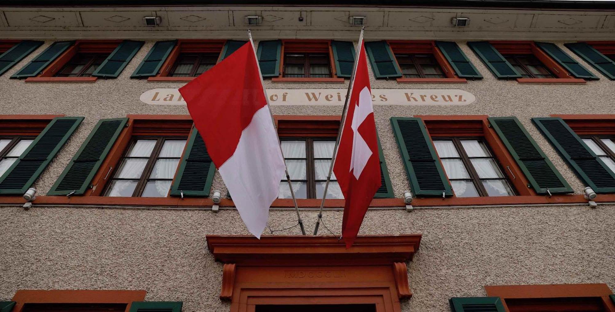 Hotel-Restaurant Weisses Kreuz Breitenbach Экстерьер фото