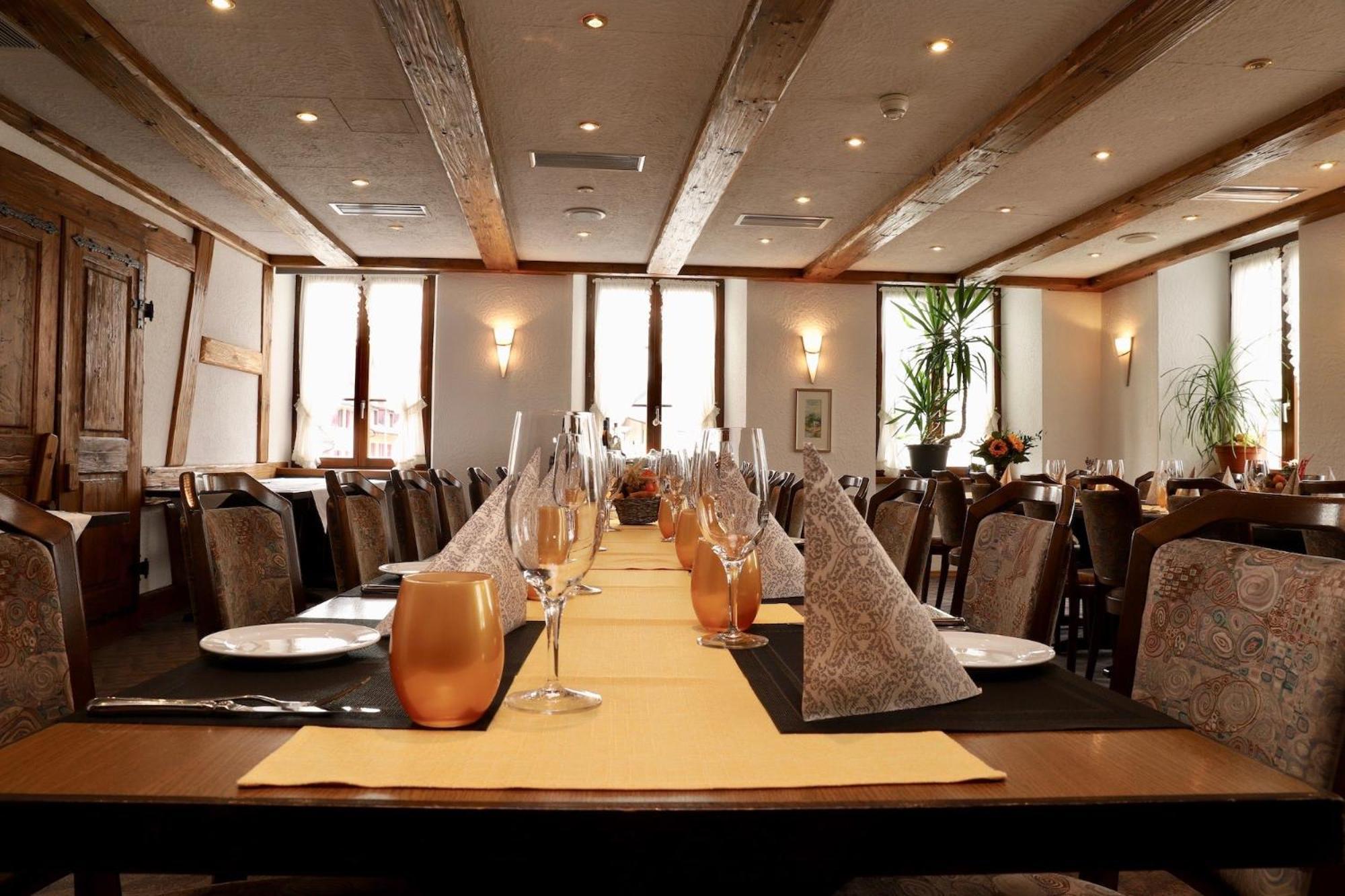 Hotel-Restaurant Weisses Kreuz Breitenbach Экстерьер фото