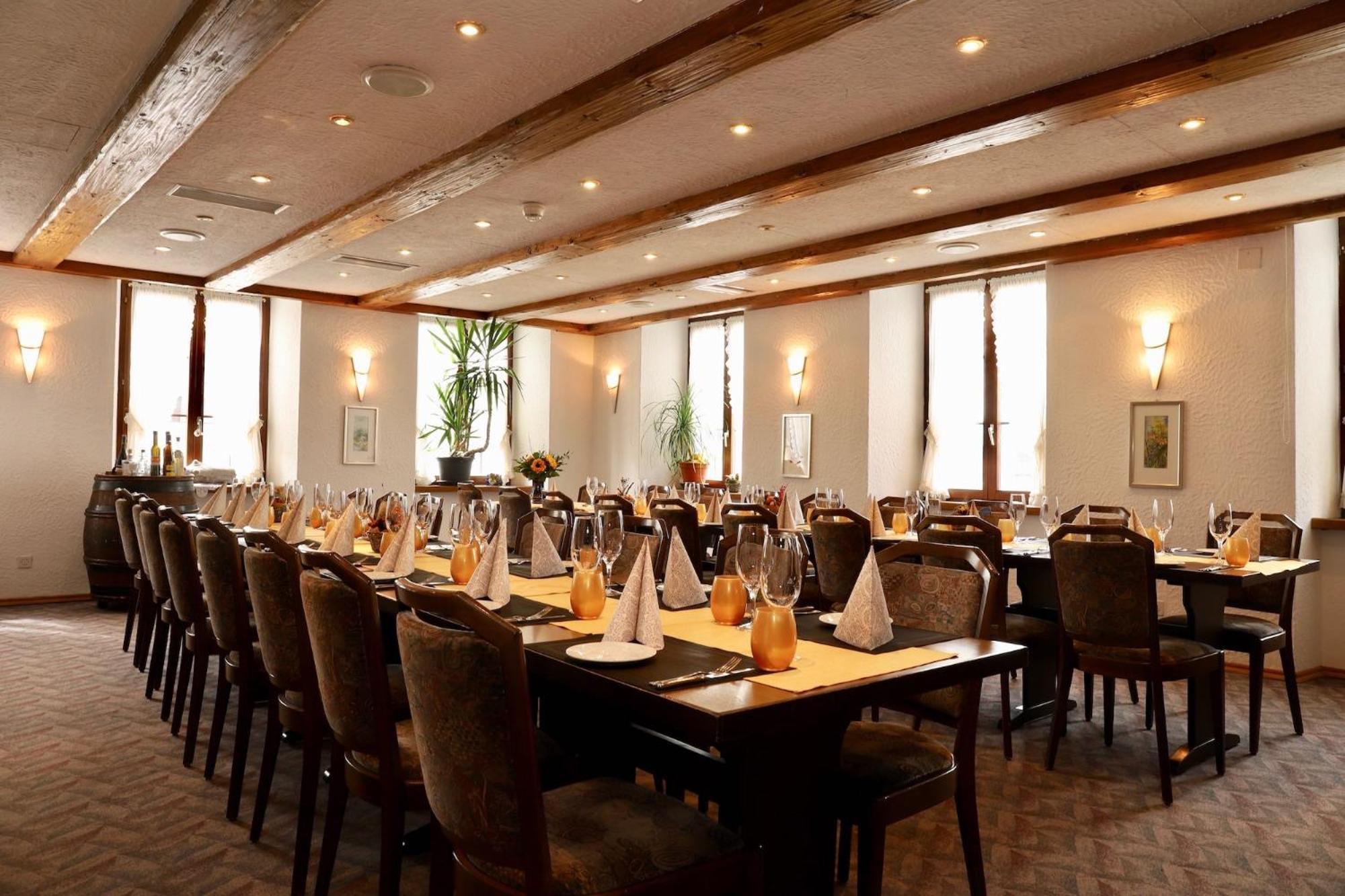 Hotel-Restaurant Weisses Kreuz Breitenbach Экстерьер фото