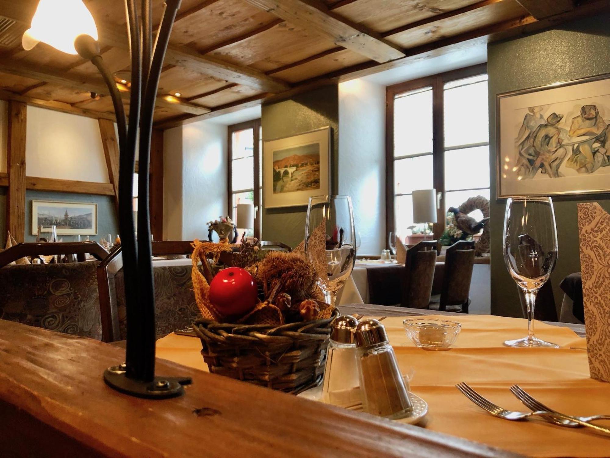 Hotel-Restaurant Weisses Kreuz Breitenbach Экстерьер фото