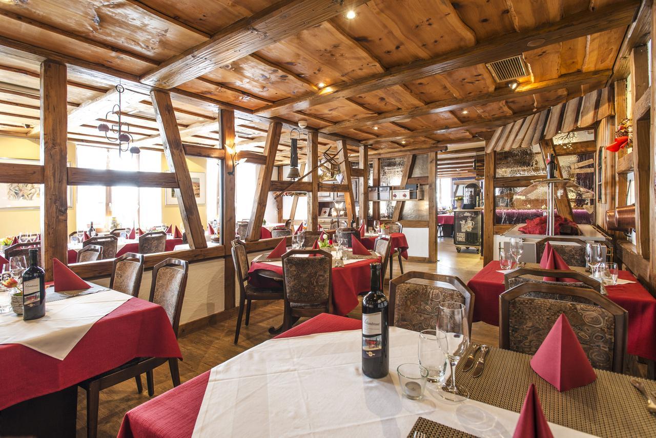 Hotel-Restaurant Weisses Kreuz Breitenbach Экстерьер фото