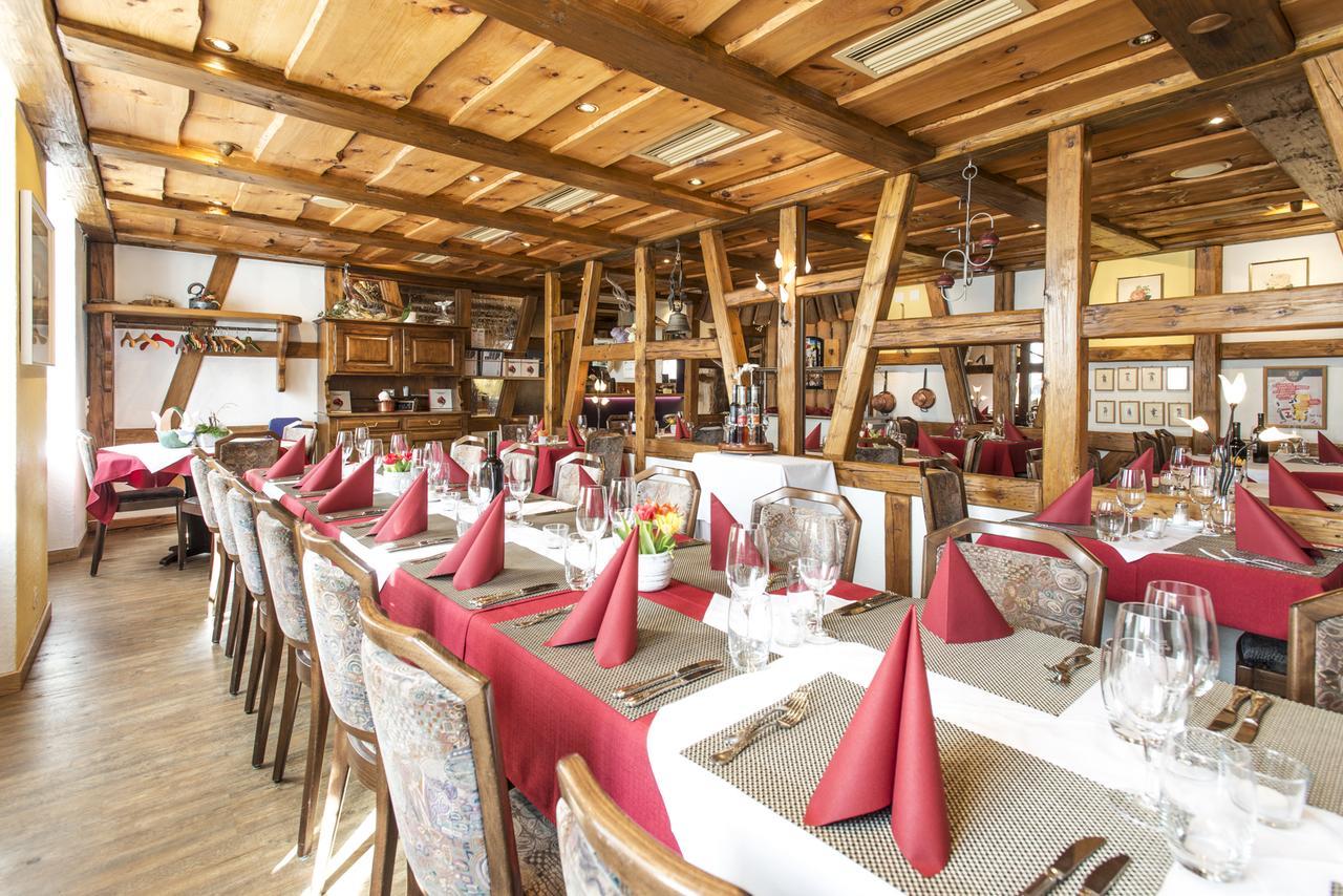 Hotel-Restaurant Weisses Kreuz Breitenbach Экстерьер фото
